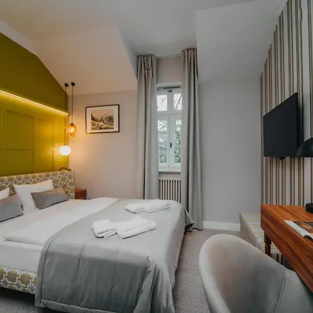 Platinum Adults Apartament *